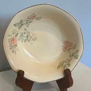 Homer Laughlin vintage cream floral pattern bowl made in USA